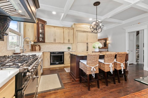 Tiny photo for 5580 Hilltop Lane, Libertyville, IL 60048 (MLS # 12701726)