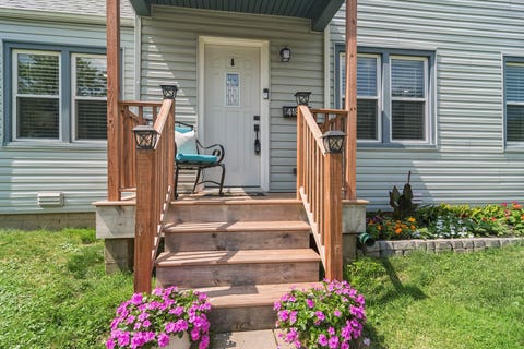 Tiny photo for 418 S Lake Terrace, Mundelein, IL 60060 (MLS # 12723287)
