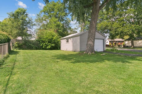 Tiny photo for 418 S Lake Terrace, Mundelein, IL 60060 (MLS # 12723287)