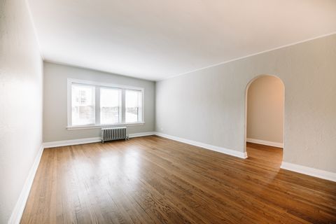 Tiny photo for 4 S Lincoln Avenue #2D, Park Ridge, IL 60068 (MLS # 12556984)