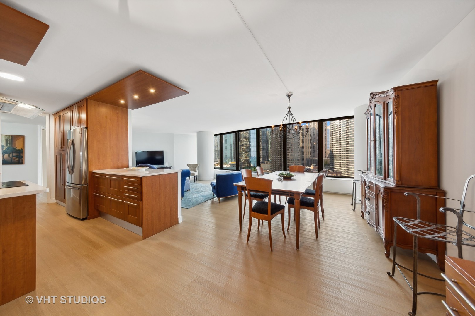 505 N Lake Shore Drive 1617-18