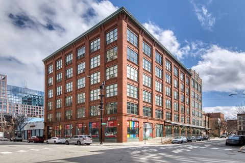 1017 W Washington Boulevard 4D Chicago IL 60607