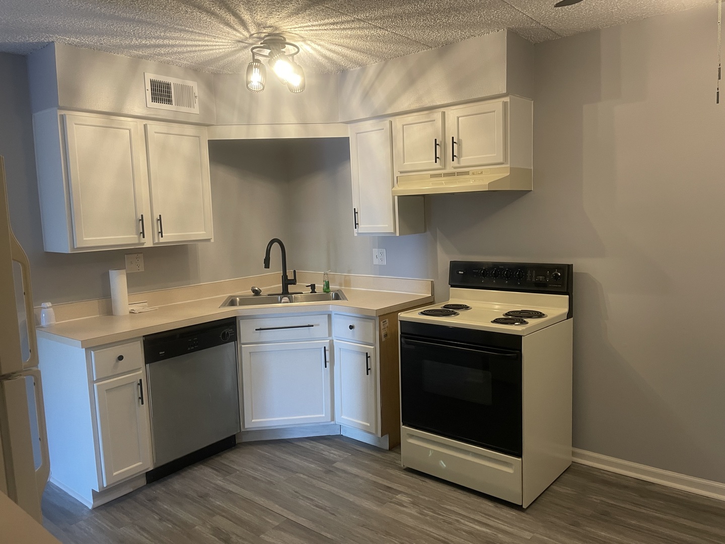 1616 Richmond Circle 101