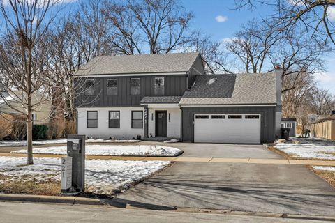 Tiny photo for 221 Olesen Drive, Naperville, IL 60540 (MLS # 12604213)
