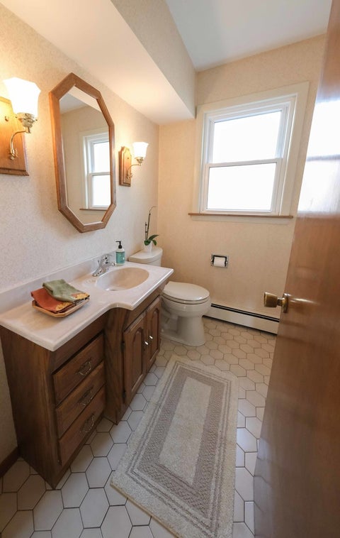 Tiny photo for 10440 Laramie Avenue, Oak Lawn, IL 60453 (MLS # 12765853)