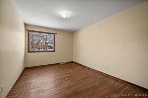 Tiny photo for 685 N Van Nortwick Avenue, Batavia, IL 60510 (MLS # 12531747)