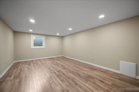 Tiny photo for 685 N Van Nortwick Avenue, Batavia, IL 60510 (MLS # 12531747)