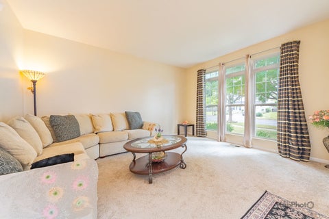 Tiny photo for 1512 Parkside Drive, Bolingbrook, IL 60490 (MLS # 12764476)