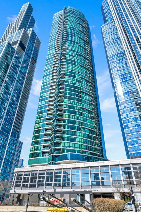 1201 S Prairie Avenue 4504 Chicago IL 60605