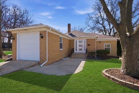 Tiny photo for 217 E 11th Street, Lockport, IL 60441 (MLS # 12568779)
