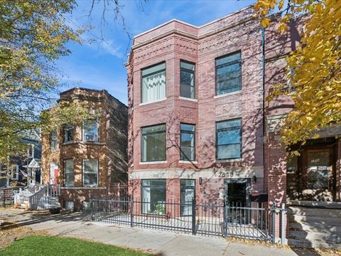 2818 W Fletcher Street 1 Chicago IL 60618
