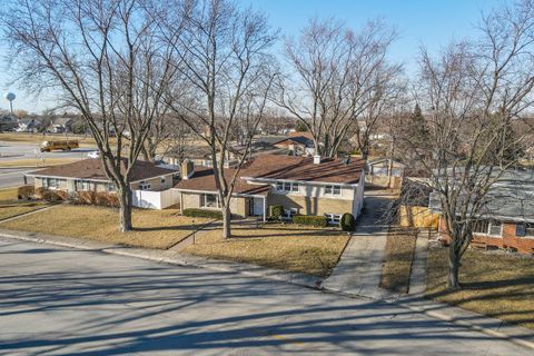 Tiny photo for 284 W Fifth Street, Manteno, IL 60950 (MLS # 12575380)