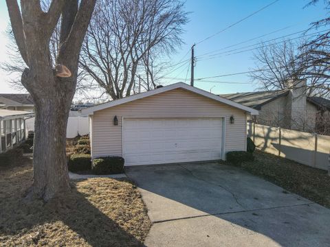 Tiny photo for 284 W Fifth Street, Manteno, IL 60950 (MLS # 12575380)