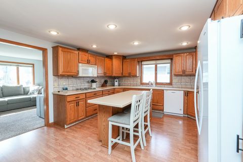 Tiny photo for 284 W Fifth Street, Manteno, IL 60950 (MLS # 12575380)