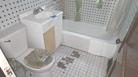 Tiny photo for 506 E 144th Street, Dolton, IL 60419 (MLS # 12534658)