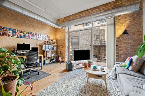 Tiny photo for 1528 S Wabash Avenue #304, Chicago, IL 60605 (MLS # 12593768)