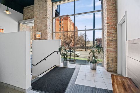 Tiny photo for 1528 S Wabash Avenue #304, Chicago, IL 60605 (MLS # 12593768)