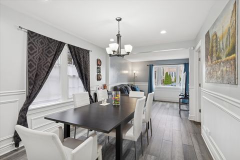 Tiny photo for 7211 W 58th Place, Summit, IL 60501 (MLS # 12557573)