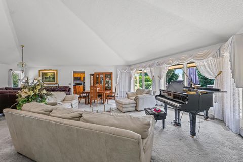 Tiny photo for 800 Cambridge Drive, Paxton, IL 60957 (MLS # 12437297)