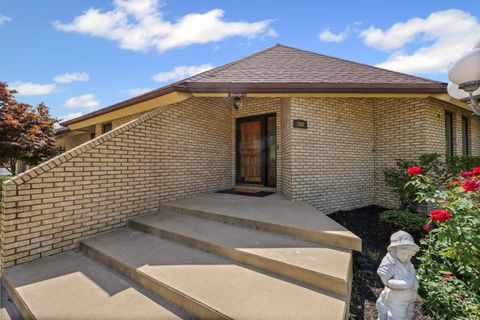 Tiny photo for 800 Cambridge Drive, Paxton, IL 60957 (MLS # 12437297)