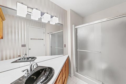 Tiny photo for 800 Cambridge Drive, Paxton, IL 60957 (MLS # 12437297)
