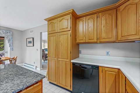 Tiny photo for 800 Cambridge Drive, Paxton, IL 60957 (MLS # 12437297)