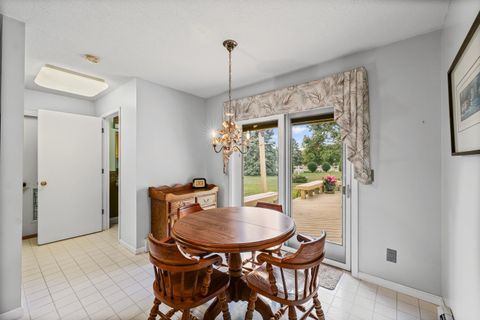 Tiny photo for 800 Cambridge Drive, Paxton, IL 60957 (MLS # 12437297)