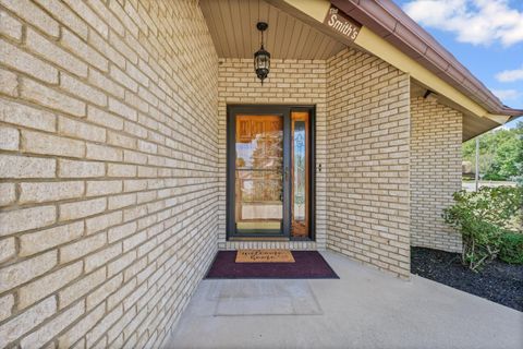 Tiny photo for 800 Cambridge Drive, Paxton, IL 60957 (MLS # 12437297)