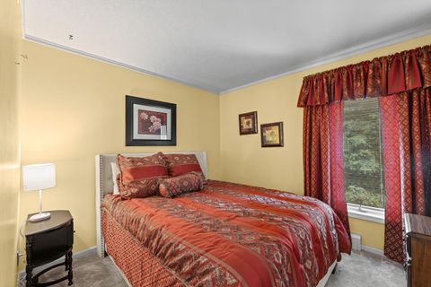 Tiny photo for 800 Cambridge Drive, Paxton, IL 60957 (MLS # 12437297)