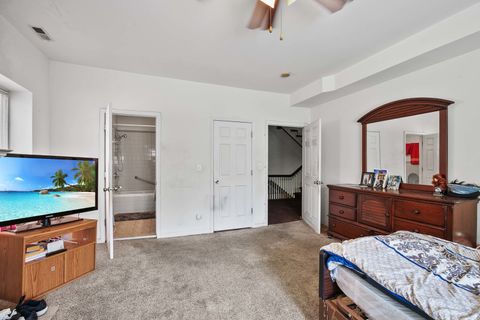 Tiny photo for 1036 E Hyde Park Boulevard, Chicago, IL 60615 (MLS # 12453495)