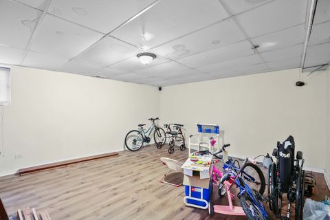 Tiny photo for 1036 E Hyde Park Boulevard, Chicago, IL 60615 (MLS # 12453495)
