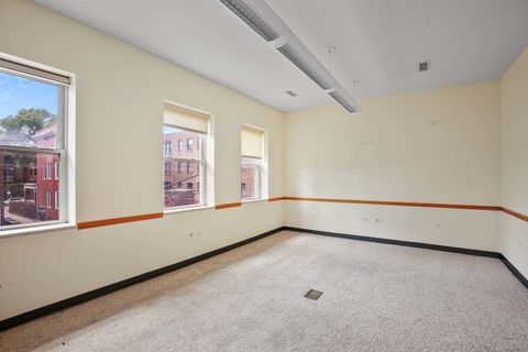 Tiny photo for 1036 E Hyde Park Boulevard, Chicago, IL 60615 (MLS # 12453495)