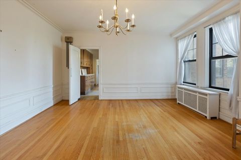 Tiny photo for 7321 S South Shore Drive #5A, Chicago, IL 60649 (MLS # 12616115)