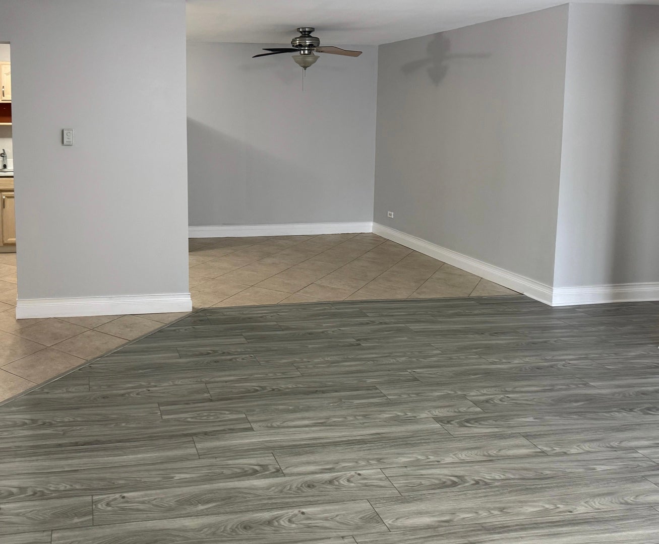 9S070 Frontage Road 102