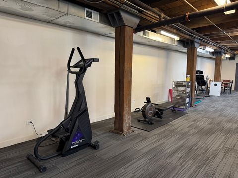 Tiny photo for 1050 W HUBBARD Street #2F, Chicago, IL 60622 (MLS # 12619600)