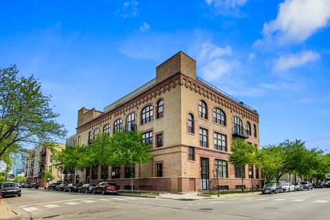 1050 W HUBBARD Street 2F Chicago IL 60622