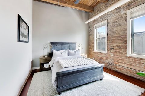 Tiny photo for 1050 W HUBBARD Street #2F, Chicago, IL 60622 (MLS # 12619600)
