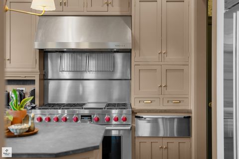 Tiny photo for 8010 Greenbriar Court, Burr Ridge, IL 60527 (MLS # 12471997)