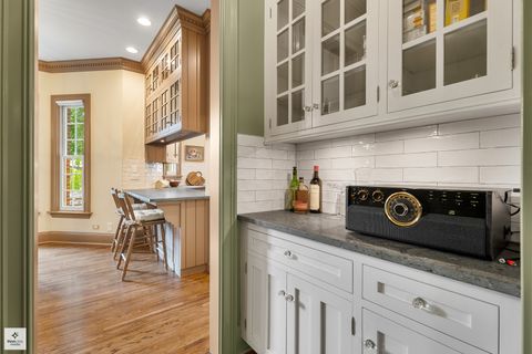 Tiny photo for 8010 Greenbriar Court, Burr Ridge, IL 60527 (MLS # 12471997)