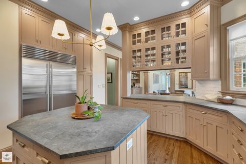 Tiny photo for 8010 Greenbriar Court, Burr Ridge, IL 60527 (MLS # 12471997)