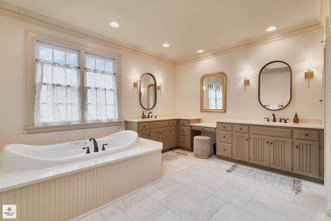 Tiny photo for 8010 Greenbriar Court, Burr Ridge, IL 60527 (MLS # 12471997)