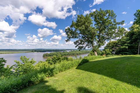 Tiny photo for 511 613th Avenue, Sabula, IA 52070 (MLS # 12686631)