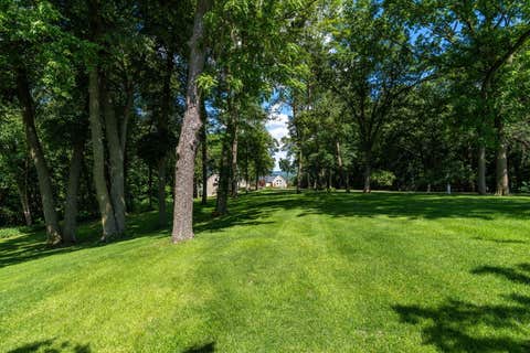 Tiny photo for 511 613th Avenue, Sabula, IA 52070 (MLS # 12686631)