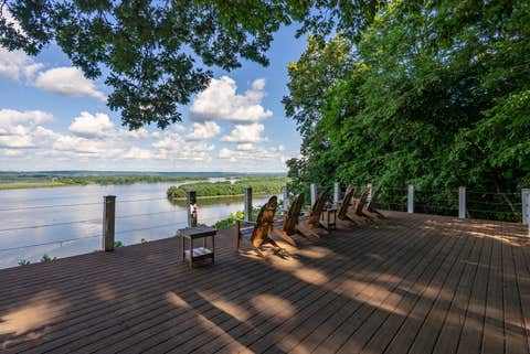 Tiny photo for 511 613th Avenue, Sabula, IA 52070 (MLS # 12686631)