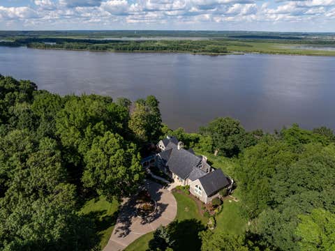 Tiny photo for 511 613th Avenue, Sabula, IA 52070 (MLS # 12686631)