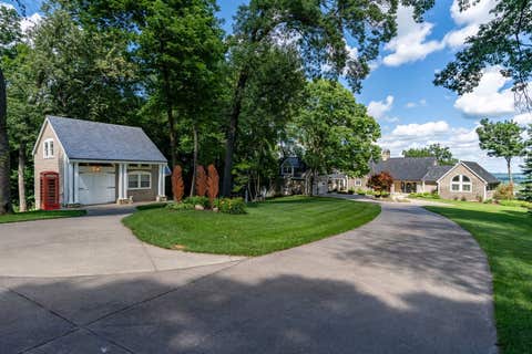 Tiny photo for 511 613th Avenue, Sabula, IA 52070 (MLS # 12686631)