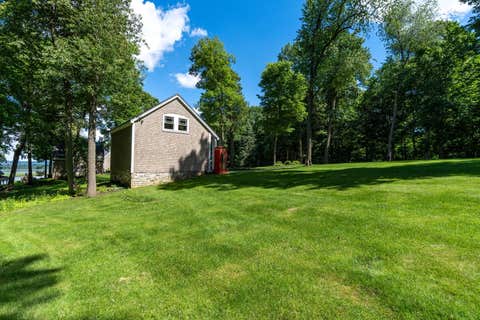 Tiny photo for 511 613th Avenue, Sabula, IA 52070 (MLS # 12686631)