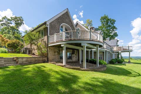 Tiny photo for 511 613th Avenue, Sabula, IA 52070 (MLS # 12686631)