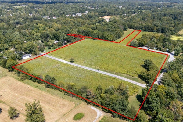 75 RUMMY RD, CARBONDALE, IL 62902 - Image dbc33c36bfbf6875a2ea773de935c1de/3973867089