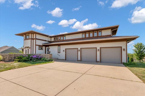Tiny photo for 10952 Tanglewood Trails Drive, Yorkville, IL 60560 (MLS # 12775874)